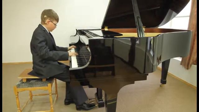 CI + piano (КИ и фортепиано) смотреть онлайн