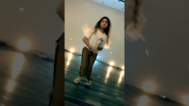 FREESTYLE Lil Di Дианы (не казашка) смотреть онлайн