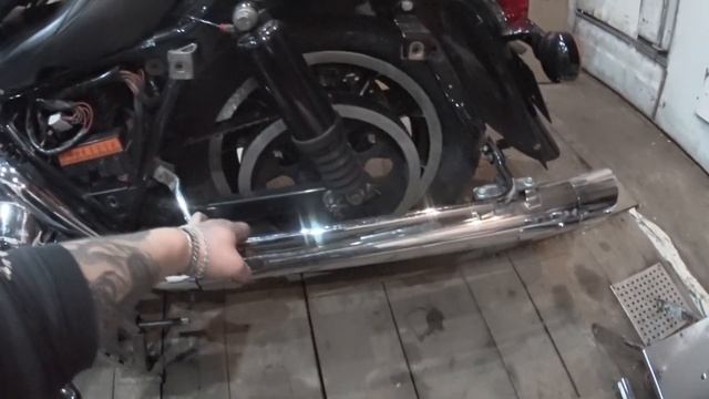 Harley Davidson road king ко мне пришел, будем ставить ништяки. смотреть онлайн
