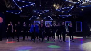 Урок Дефиле. Подиумный шаг. Выучили шикарный поворот!