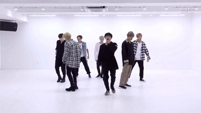 lets learn the alphabet with BTS dance moves (CRACK) смотреть онлайн