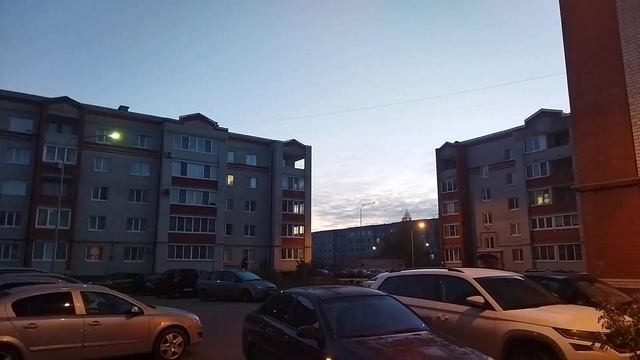 Пришла в Пятëрочку за пол часа до открытия?? смотреть онлайн