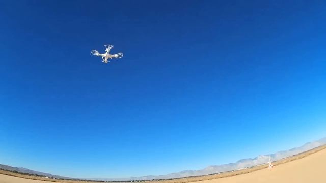 Syma X5C Drone: Look ma, no hands! смотреть онлайн