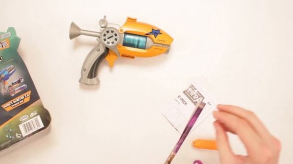 Slugterra Eli's Blaster 2.0 Unboxing