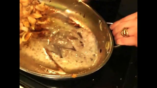 Smothered Chicken and Risaliti Risotto Balls смотреть онлайн