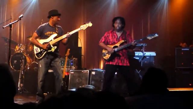 Marcus Miller Versus Victor Wooten смотреть онлайн