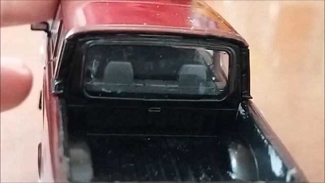 ВАЗ 2329 "МЕДВЕДЬ" 1999 г.в. 1/43 №15 Автолегенды Новая Эпоха. смотреть онлайн