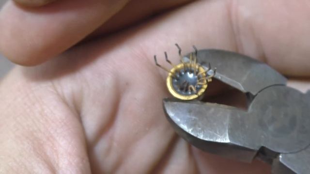 КОГДА Я УЗНАЛ ЧТО В ЭТОМ ЕСТЬ ЗОЛОТО, СЕРЕБРО, ПЛАТИНА И ПАЛЛАДИЙ!!! ПОШЕЛ ИСКАТЬ!!! И ВОТ ЧТО НАШЕ смотреть онлайн