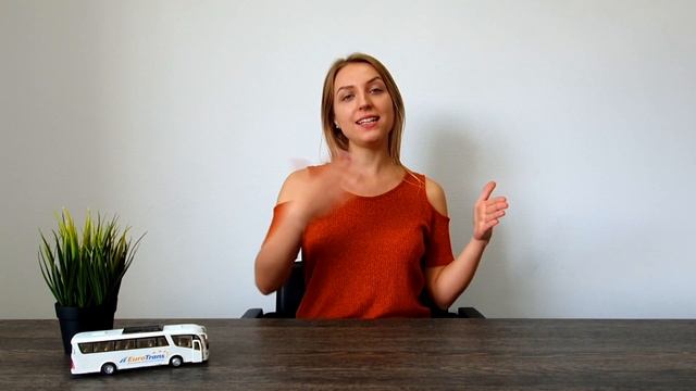 №1 Какие автобусы у Eurotrans? / ОДИН ОТВЕТ смотреть онлайн