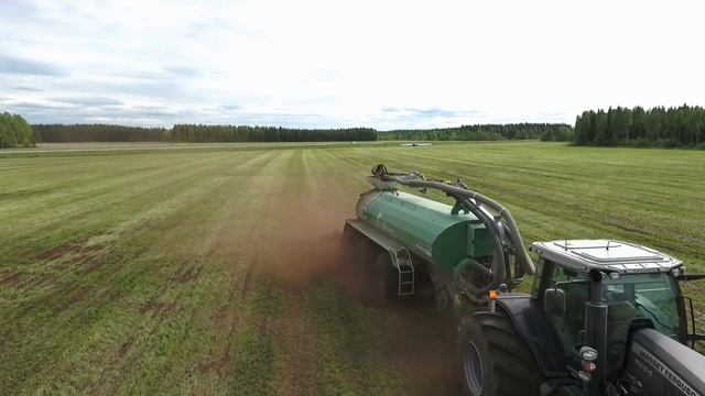 Цистерна для внесения жидкого навоза Agronic HXA смотреть онлайн