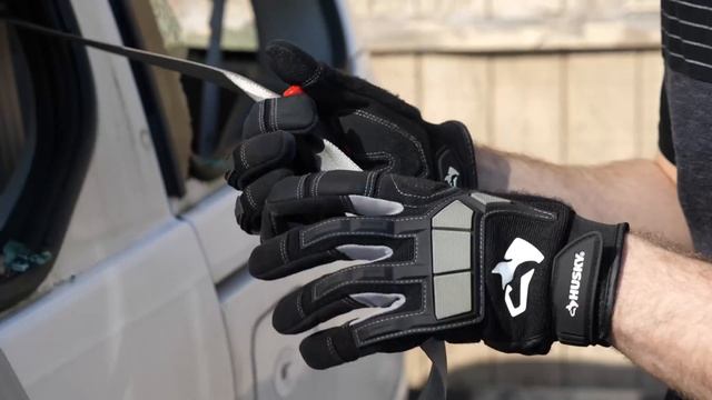 Will These 7 Car Glass Breakers Save You? смотреть онлайн