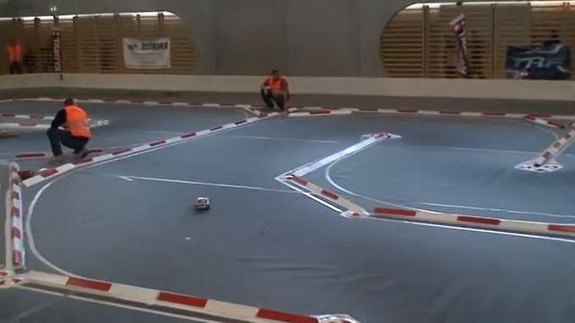 Tamiya Eurocup Schweiz 3. Lauf 2012 / 2013 Gentleman Finale B Finallauf 1 смотреть онлайн