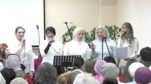 Ветви крутых дорог ждут нас всех впереди - Христианские песни