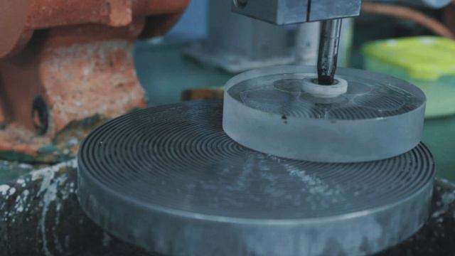 Тепловизор МАКРО-1. Выявление людей с повышенной температурой. Бесконтактное измерение температуры. смотреть онлайн