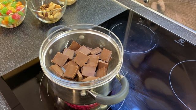 Приготовили огромный m&m’s | Как его сделать дома смотреть онлайн