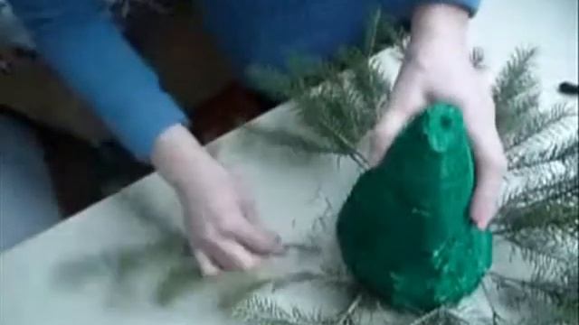 Елочка своими руками. Просто и дешево! смотреть онлайн