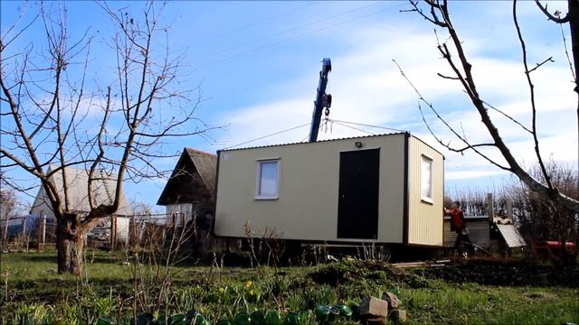 Дачная бытовка / Дачный домик от компании "Модульные Технологии" смотреть онлайн