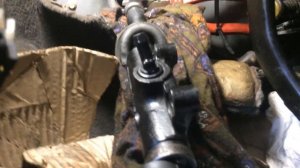 Как заменить главный цилиндр сцепления BMW e36. Как прокачать сцепление бмв?