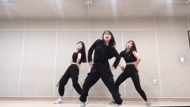 BLACKPINK - How you like that 3인ver. 블랙핑크 하유라잌댓 смотреть онлайн