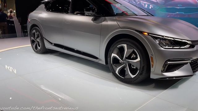 2022 Kia EV6 GT Line - Exterior and Interior Walkaround - 2021 Chicago Auto Show смотреть онлайн
