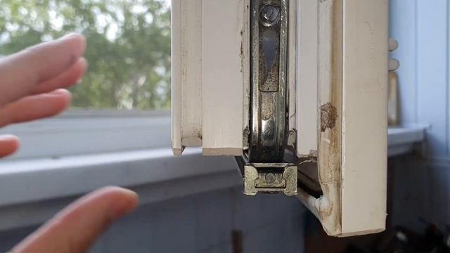 Ремонт угловой передачи, фурнитуры металлопластикового окна или двери. смотреть онлайн