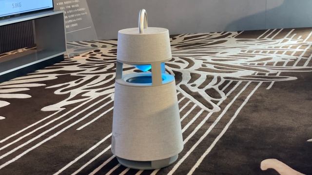 LG XBOOM 360 смотреть онлайн