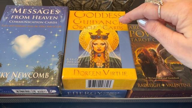 How To Use Multiple Tarot & Oracle Decks Together in Readings!-Multiple ways! Tips! смотреть онлайн