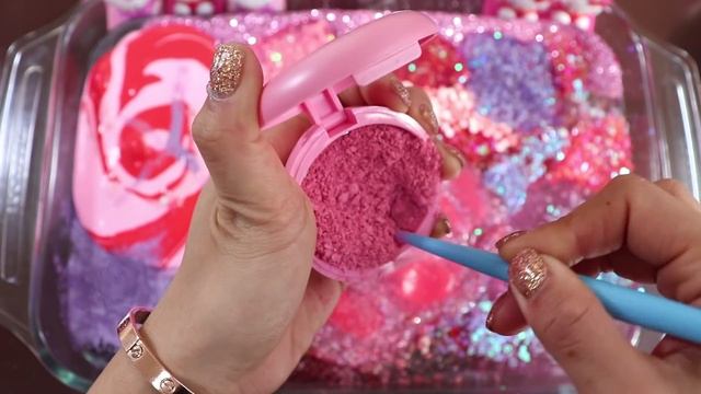"Kitty Makeup Box" Mixing Pink,Purple,Red Makeup,More Stuff Into slime! смотреть онлайн