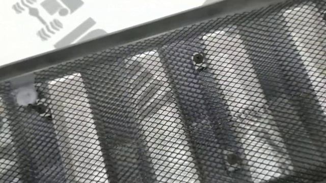 Решетка радиатора Нива "Злюка лайт", окрашенная смотреть онлайн