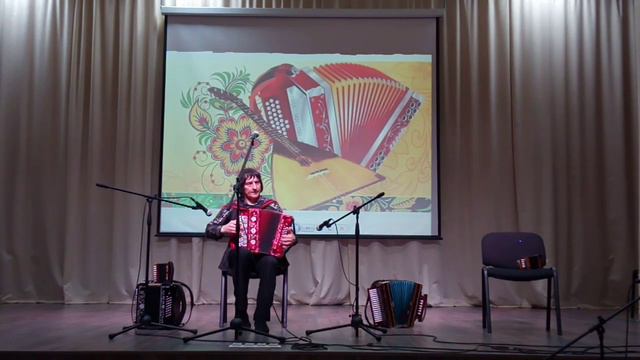 Сергей Власов - "Цыганочка"(Нанэ Цохе) и "Семеновна". Концерт в селе Рождественская Хава 6.05.2023г смотреть онлайн