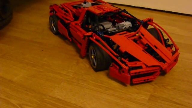 Lego Ferrari Enzo 8653 Motorized 01 смотреть онлайн