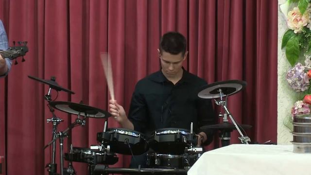 Иисус мой, Тебе я пою / гр. Эдем 02.08.2020 13-00 смотреть онлайн