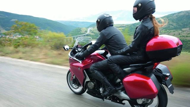 honda vfr1200f смотреть онлайн