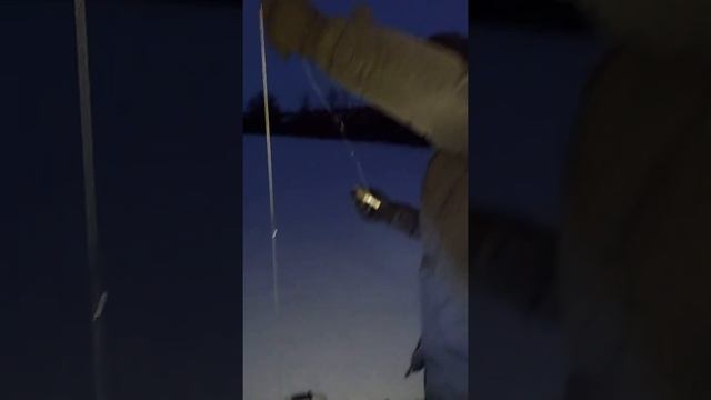 как измерить глубину зимой на рыбалке смотреть онлайн