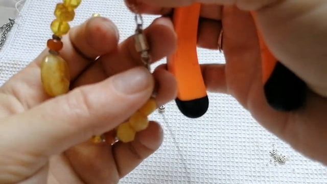делаю комплект из янтаря. смотреть онлайн