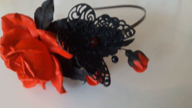 Обруч с красной розой. Полимерная глина
