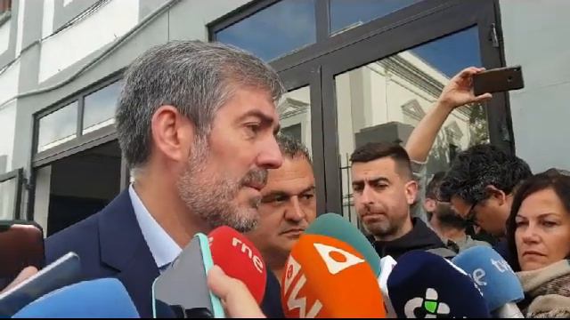 Elecciones mayo 2019 Fernando Clavijo vota. La Laguna Ahora.com смотреть онлайн