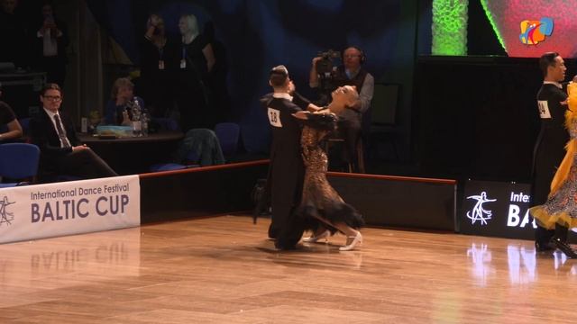 Bruck - Makarenko, CZE | 2021 World Ten Dance Elblag, POL | R1 Q смотреть онлайн