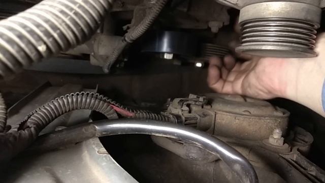 Замена роликов натяжения и ремня генератора Нива Шевроле