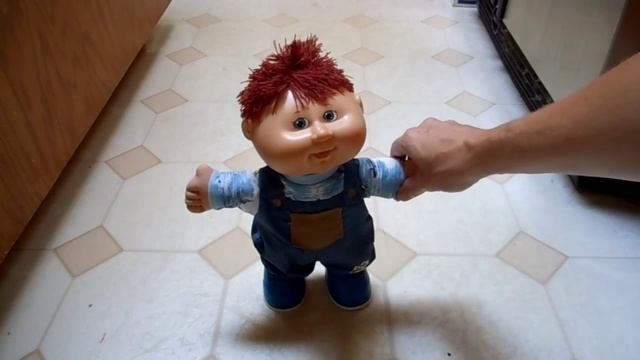 MY FIRST STEPS CABBAGE PATCH KIDS BABIES WALKING BOY DOLL смотреть онлайн