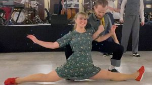 BOOGIE WOOGIE DANCE