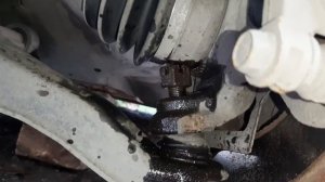 Замена сайлентблоков и шаровой на  Nissan альмера классик