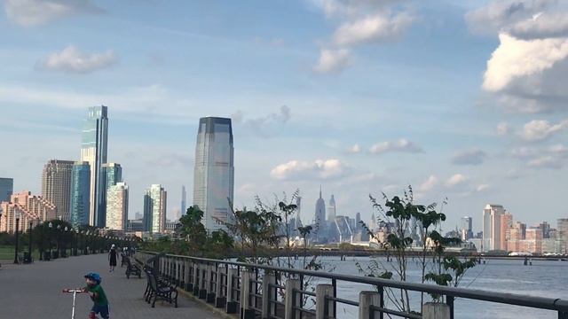 Каникулы в Нью Йорке. Liberty Park