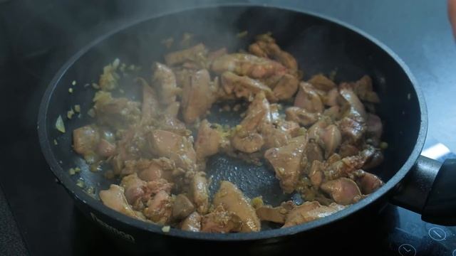 Печень в сметане | Рецепт нежной и мягкой печени ➡️ с секретом❓ смотреть онлайн