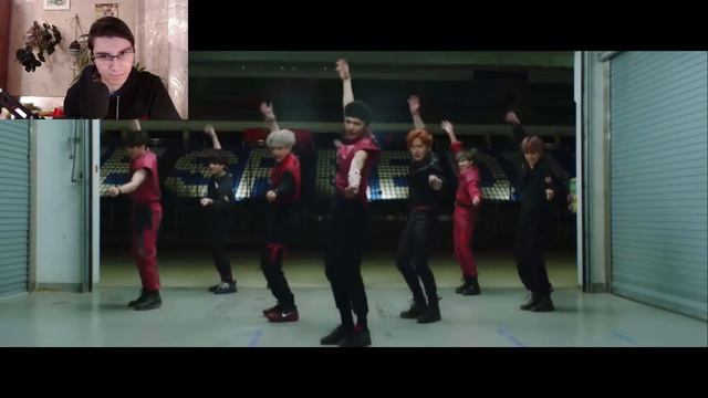 ПОЧЕМУ Я УЗНАЛ О НИХ ТОЛЬКО СЕЙЧАС?! | Stray Kids "神메뉴" M/V РЕАКЦИЯ смотреть онлайн
