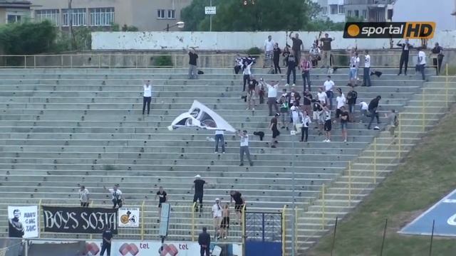 Радост в бяло след гола на Пиргов смотреть онлайн