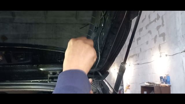 Installing a rear view camera on a Nissan Qashqai смотреть онлайн