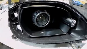 Установка биксеноновых линз в фары на Mazda Demio/ полный обзор