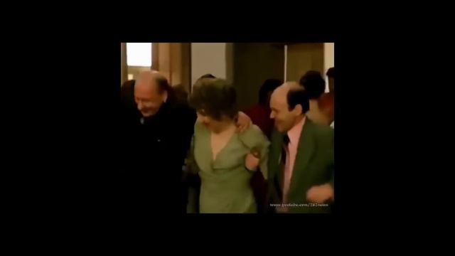 Грибы - Тает лед! (Подборка танцев со старых российских фильмов времен СССР) смотреть онлайн