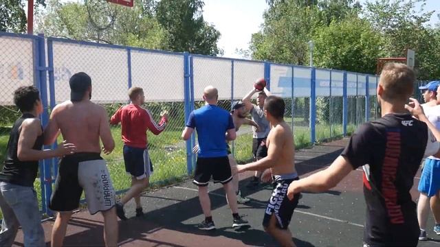 Игровая тренировка как важная часть тренировочного процесса бойца! Играем в борцовский баскетбол! смотреть онлайн